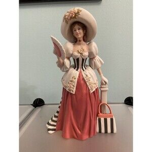 Vintage Avon 1994 Mrs Albee Presidents Club Award Figurine collectibles